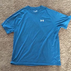 XL Under Armour Heat Gear T-Shirt